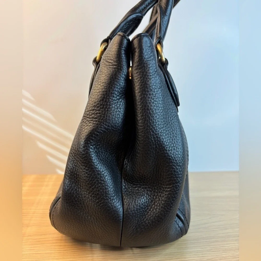 J.Crew Womens Black Pebbled Leather Satchel Bag Gold Hardware Tassel Triple Comp